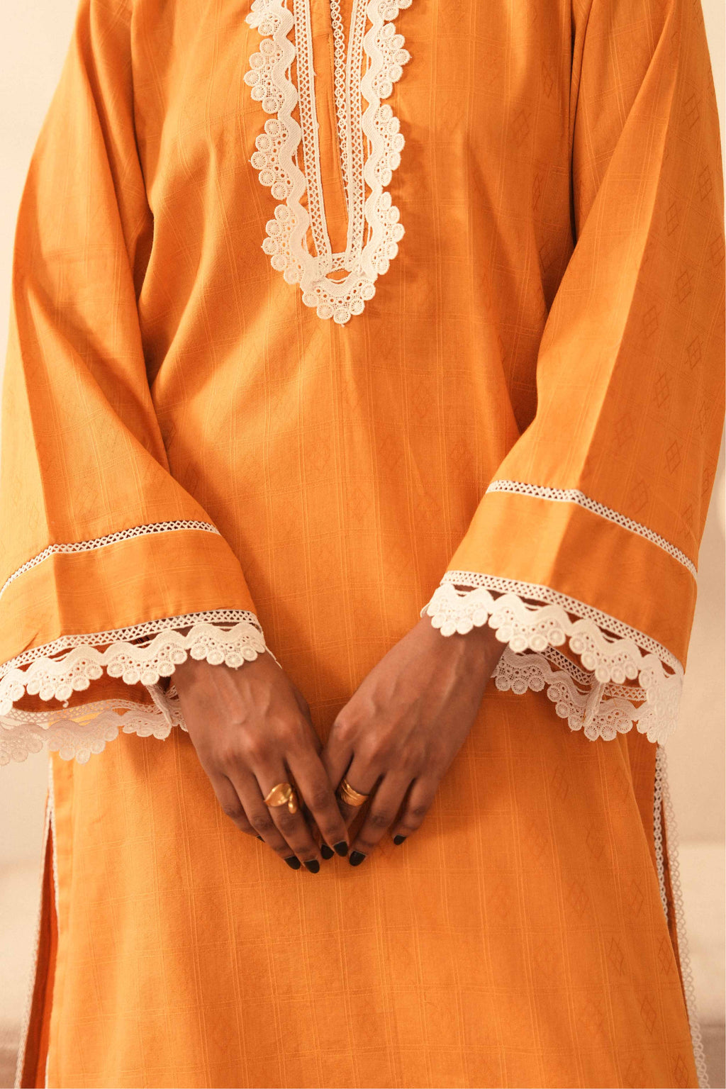 Jacquard 2 Pc Shirt and Farshi Shalwar